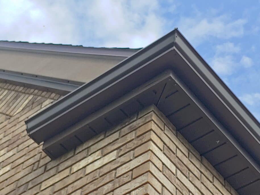 Seamless Gutter Corner