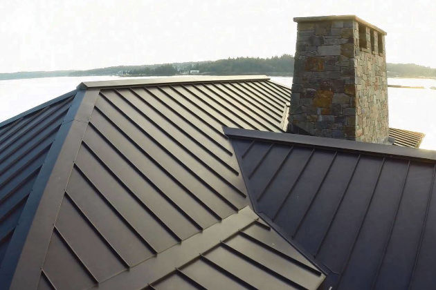 Metal roofing contractors in Waco, NE